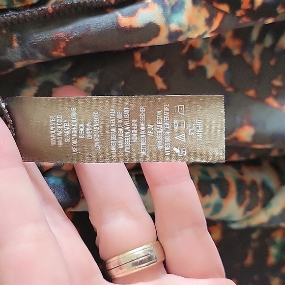 𝅺CHARLIE JADE Long Sleeve Buttondown Shirt  M - Picture 4 of 7